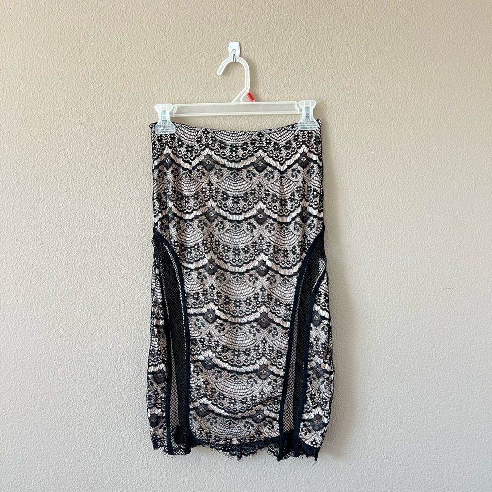 Missguided Lace Pencil Skirt